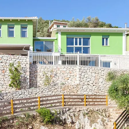 Вилла With Sea Access Сивота