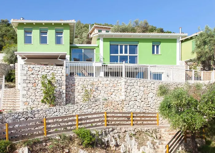 Villa With Sea Access Sivota