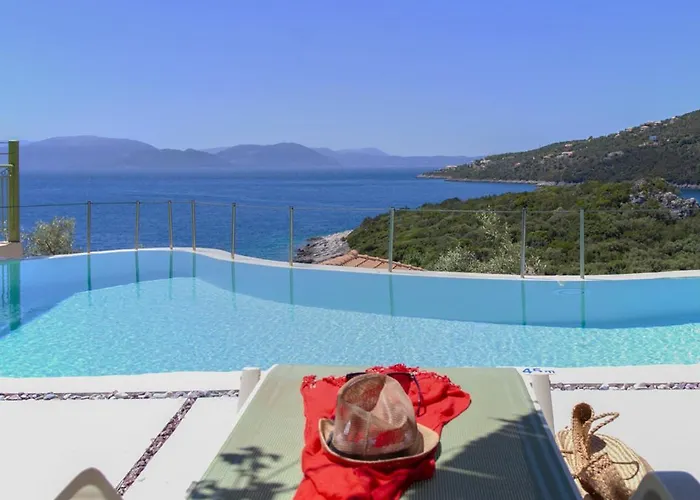 With Sea Access Villa Sivota