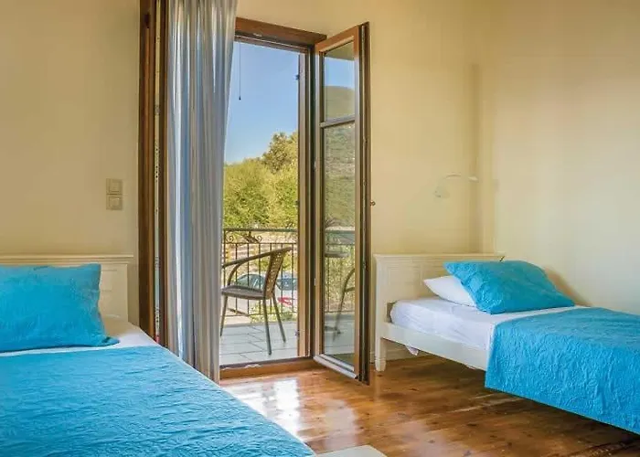 Villa With Sea Access
